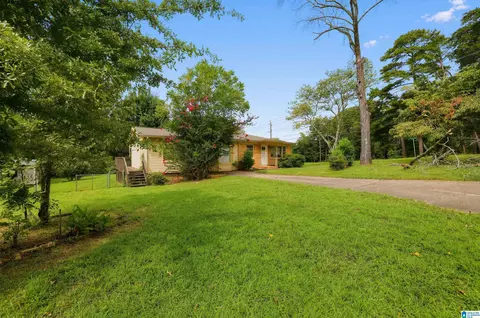 1629 Lake Dr NE, Center Point, AL 35215