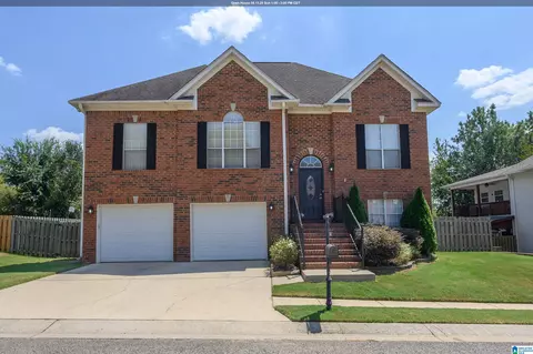 124 Cahaba Club Dr, Helena, AL 35080