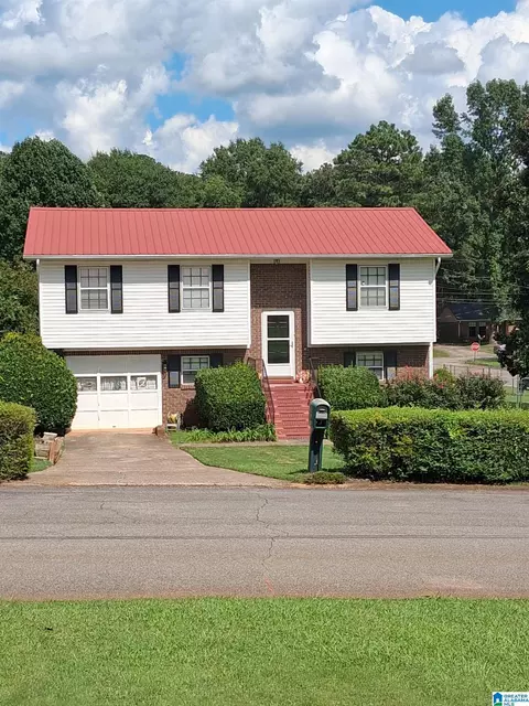 1306 Pointer Dr SW, Jacksonville, AL 36265