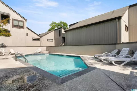 3350 Altamont Rd #C5, Birmingham, AL 35205