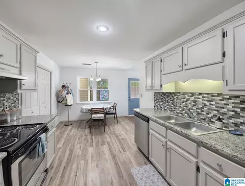 Kitchen - 521 Warrior Dr, Alabaster, AL 35007 photo 1 of 4