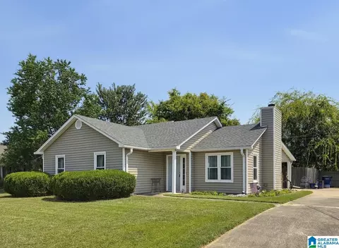 521 Warrior Dr, Alabaster, AL 35007