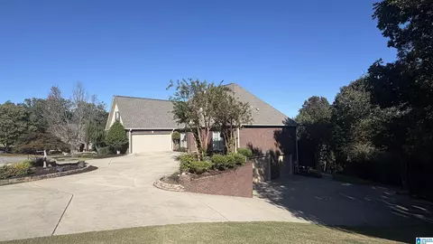 4949 Zoba Cir, Trussville, AL 35173
