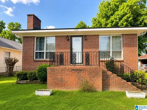1224 26th St N, Bessemer, AL 35020