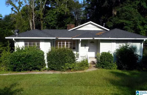 110 Cedar Ln, Hueytown, AL 35023