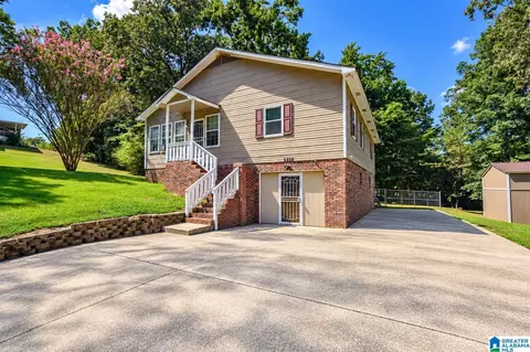 2528 Rhody Dr, Gardendale, AL 35071
