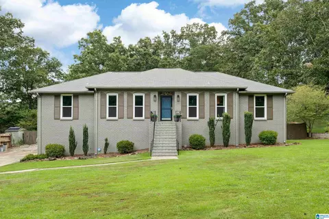 3432 Tamassee Ln, Hoover, AL 35226