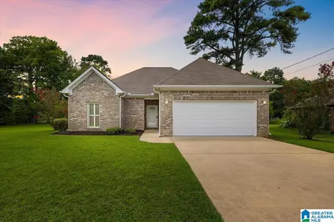 3408 Burke Meadow Cir, Fultondale, AL 35068