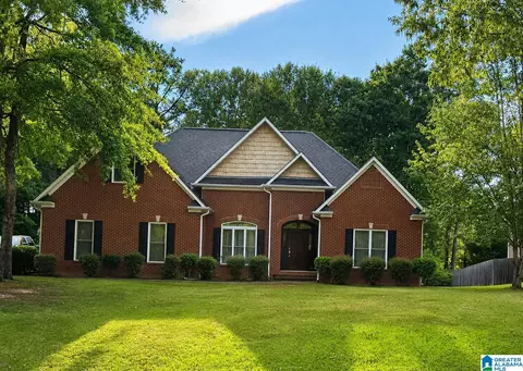 195 Nottingham Dr, Pell City, AL 35128