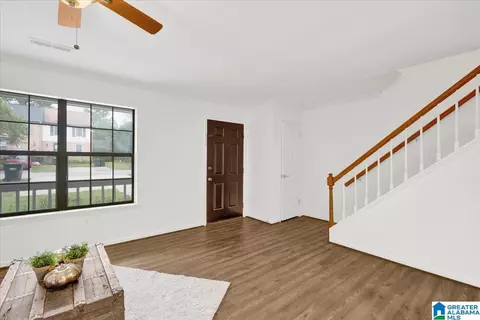 723 Cahaba Manor Ct, Pelham, AL 35124