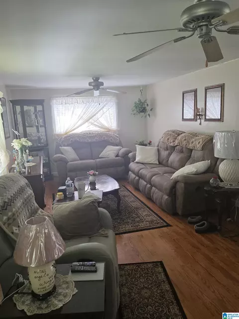 Living - 433 Twilly Loop, Quinton, AL 35130 photo 2 of 2