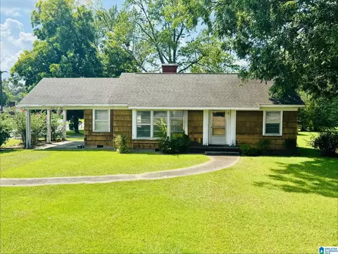 1608 S Broad St, Scottsboro, AL 35768