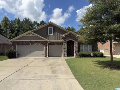 42 Waterford Pl, Trussville, AL 35173