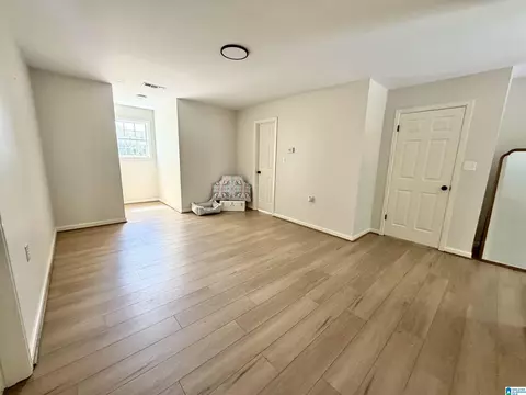 Bedroom - 717 Wyatt Rd, Clanton, AL 35045 photo 5 of 8