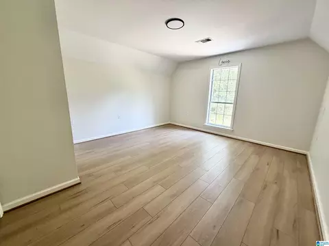 Bedroom - 717 Wyatt Rd, Clanton, AL 35045 photo 7 of 8