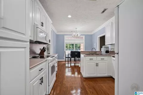 Kitchen - 214 Buck Cir, Clanton, AL 35045 photo 2 of 2