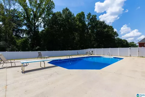 Exterior - 214 Buck Cir, Clanton, AL 35045 photo 2 of 4