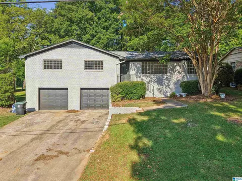 828 Jeffery Ln, Birmingham, AL 35235