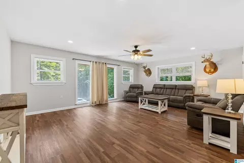 Living - 165 Brewer Ln, Warrior, AL 35180 photo 1 of 3
