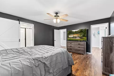 Bedroom - 165 Brewer Ln, Warrior, AL 35180 photo 2 of 5