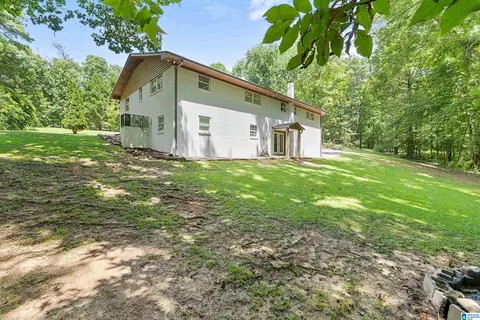 Exterior - 165 Brewer Ln, Warrior, AL 35180 photo 5 of 8
