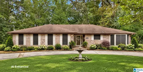 324 Thompson Dr, Gardendale, AL 35071