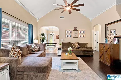 360 Kingston Cir, Birmingham, AL 35211