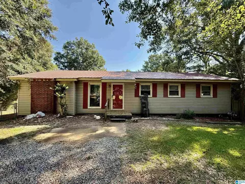 151 Park Cir, Childersburg, AL 35044