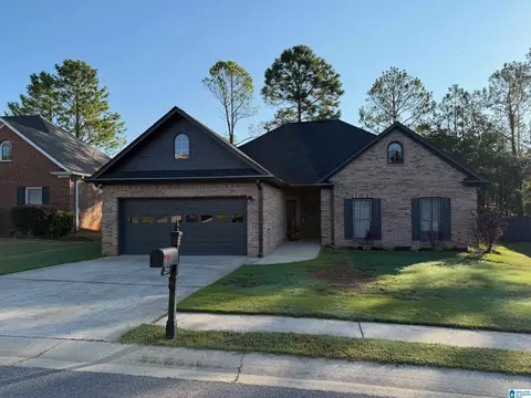 211 Beaver Creek Pkwy, Pelham, AL 35124