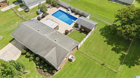 797 James St, Piedmont, AL 36272