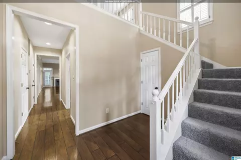 2052 Stone Brook Dr, Birmingham, AL 35242