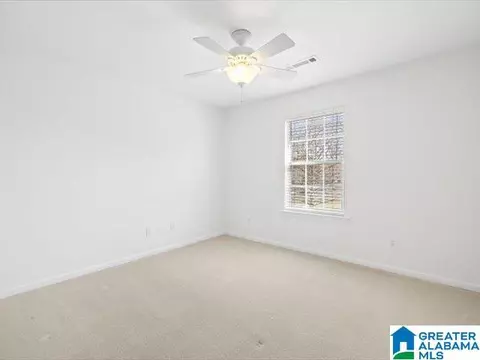 Bedroom - 20 Deer Trce, Clanton, AL 35045 photo 3 of 4