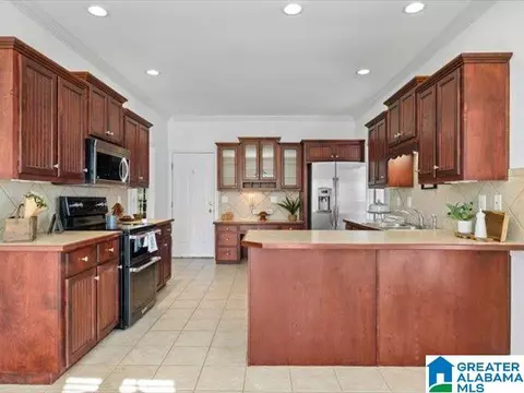 Kitchen - 20 Deer Trce, Clanton, AL 35045 photo 1 of 5