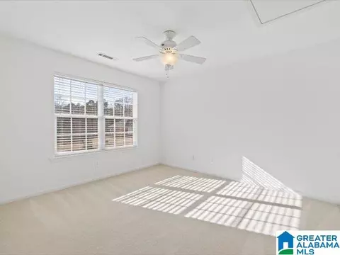 Bedroom - 20 Deer Trce, Clanton, AL 35045 photo 2 of 4