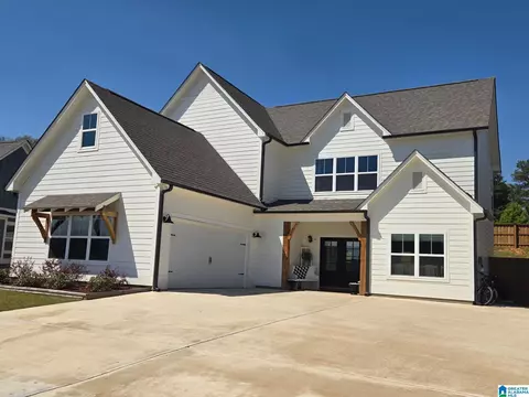443 Avondale Ln, Pell City, AL 35128