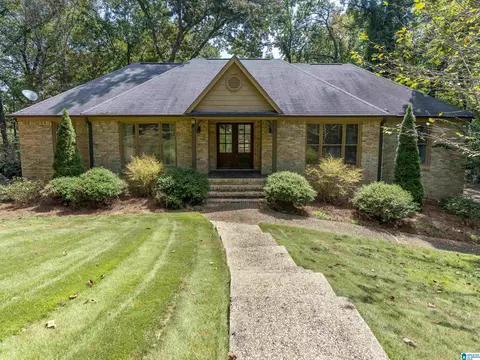 1191 Riverchase Pkwy W, Hoover, AL 35244