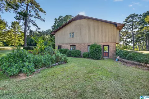 Exterior - 501 Pineview Rd, Clanton, AL 35045 photo 12 of 17