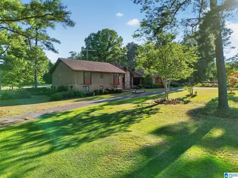 Exterior - 501 Pineview Rd, Clanton, AL 35045 photo 15 of 17