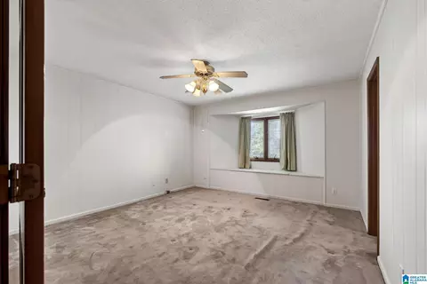 Bedroom - 501 Pineview Rd, Clanton, AL 35045 photo 5 of 8