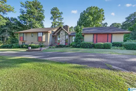 Exterior - 501 Pineview Rd, Clanton, AL 35045 photo 11 of 17