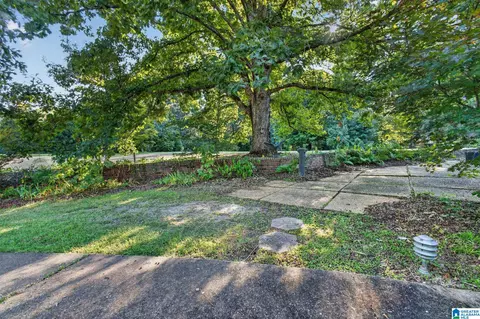 Exterior - 501 Pineview Rd, Clanton, AL 35045 photo 8 of 17