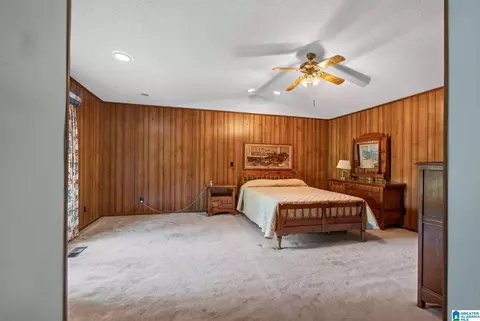 Bedroom - 501 Pineview Rd, Clanton, AL 35045 photo 2 of 8