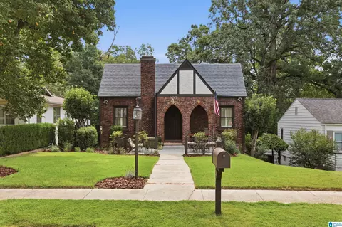1097 Columbiana Rd, Homewood, AL 35209