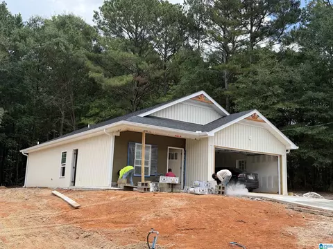 591 Roy Parris Rd, Jacksonville, AL 36265