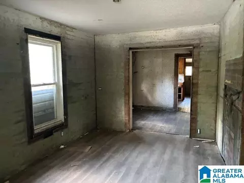 705 Pine St, Jasper, AL 35501 photo 2