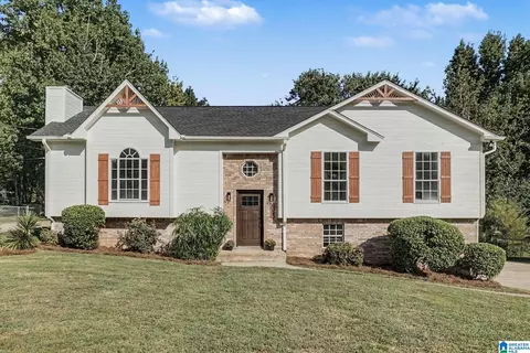 113 Fairlane Dr, Pleasant Grove, AL 35127