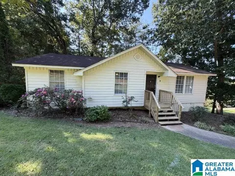 9 Polaris Cir, Birmingham, AL 35215