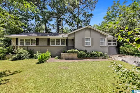 944 Reedwood Ln, Birmingham, AL 35235
