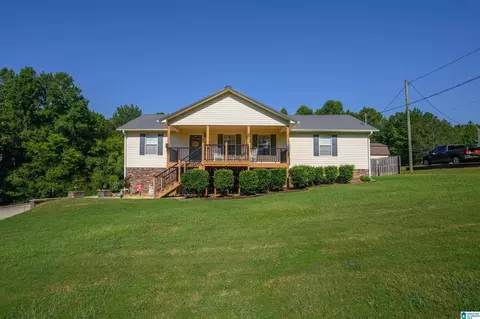 865 Graves Gap Rd, Hayden, AL 35079