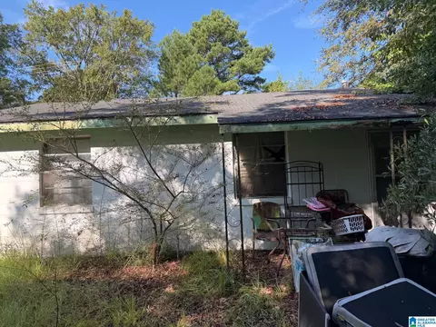 Exterior - 98 Iris Ln, Alpine, AL 35014 photo 17 of 20
